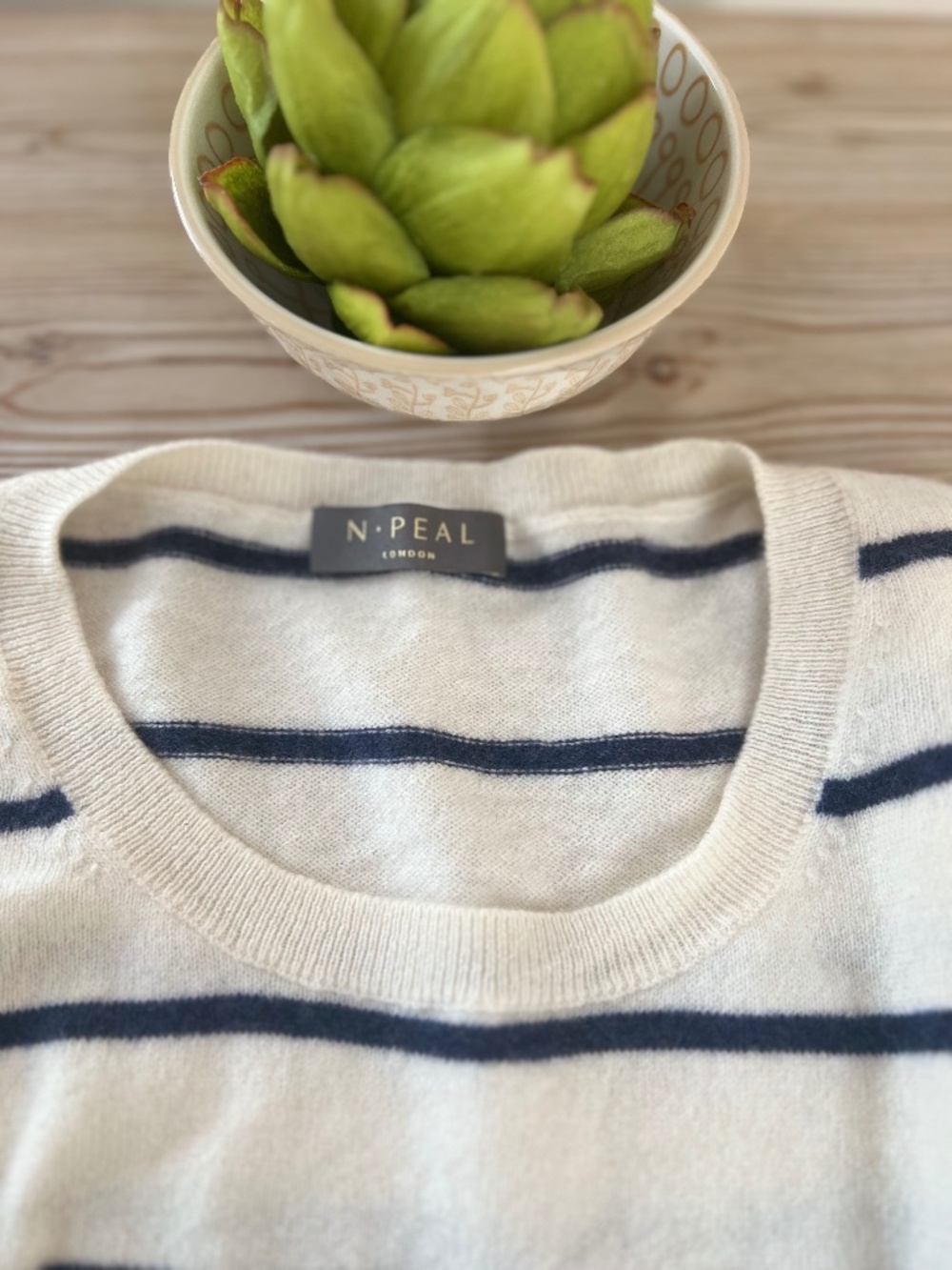 N.Peal London Cashmere Sweater Medium Ivory Navy Striped Breton Crewneck